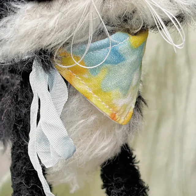 Example handmade fabric accessory